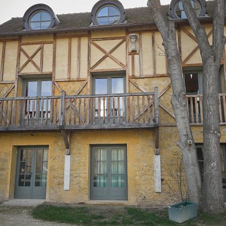 Le Fruit Defendu Rueil-Malmaison Exterior foto